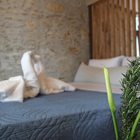 Laini Guest Houses Kouloukouthiana Esterno foto
