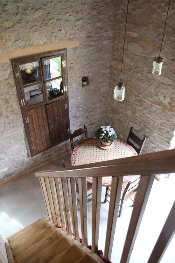 Laini Guest Houses Kouloukouthiana Esterno foto