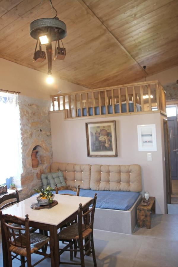Laini Guest Houses Kouloukouthiana Esterno foto